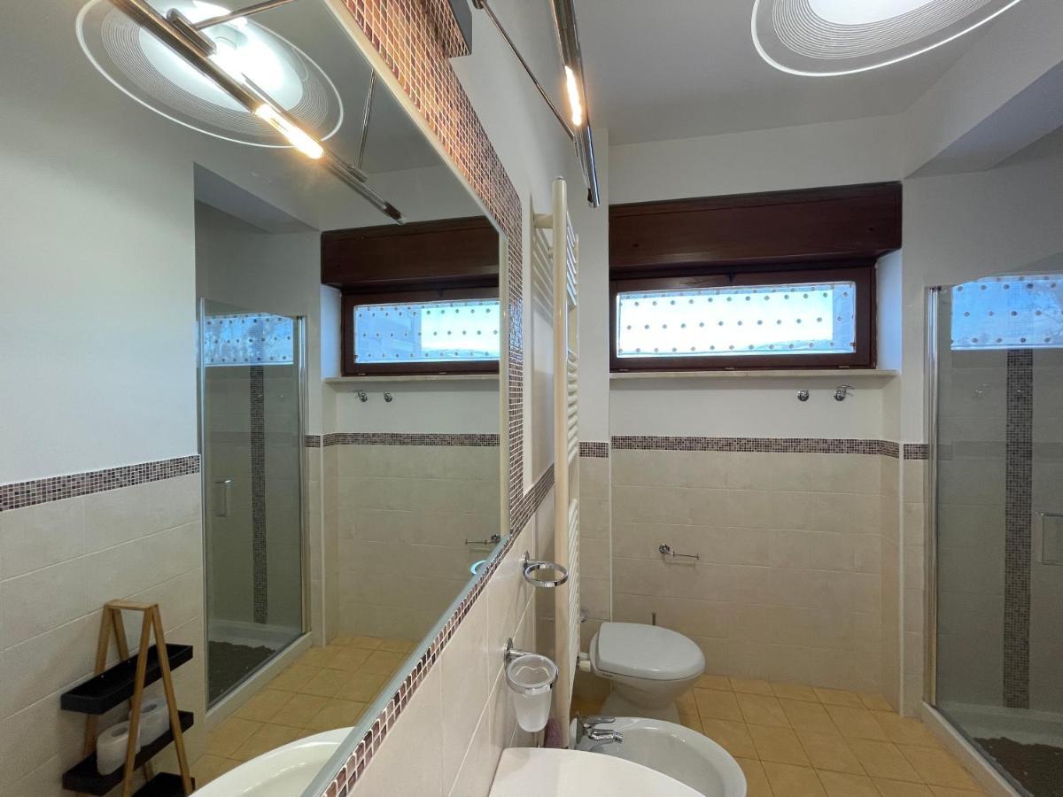 Casa Katiu' Due Camere Indipendenti In Appartamento Di 83 Mq LʼAquila Exterior foto
